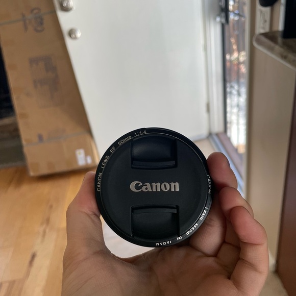 Canon EOS 5D Mark III bundle - Picture 5 of 11